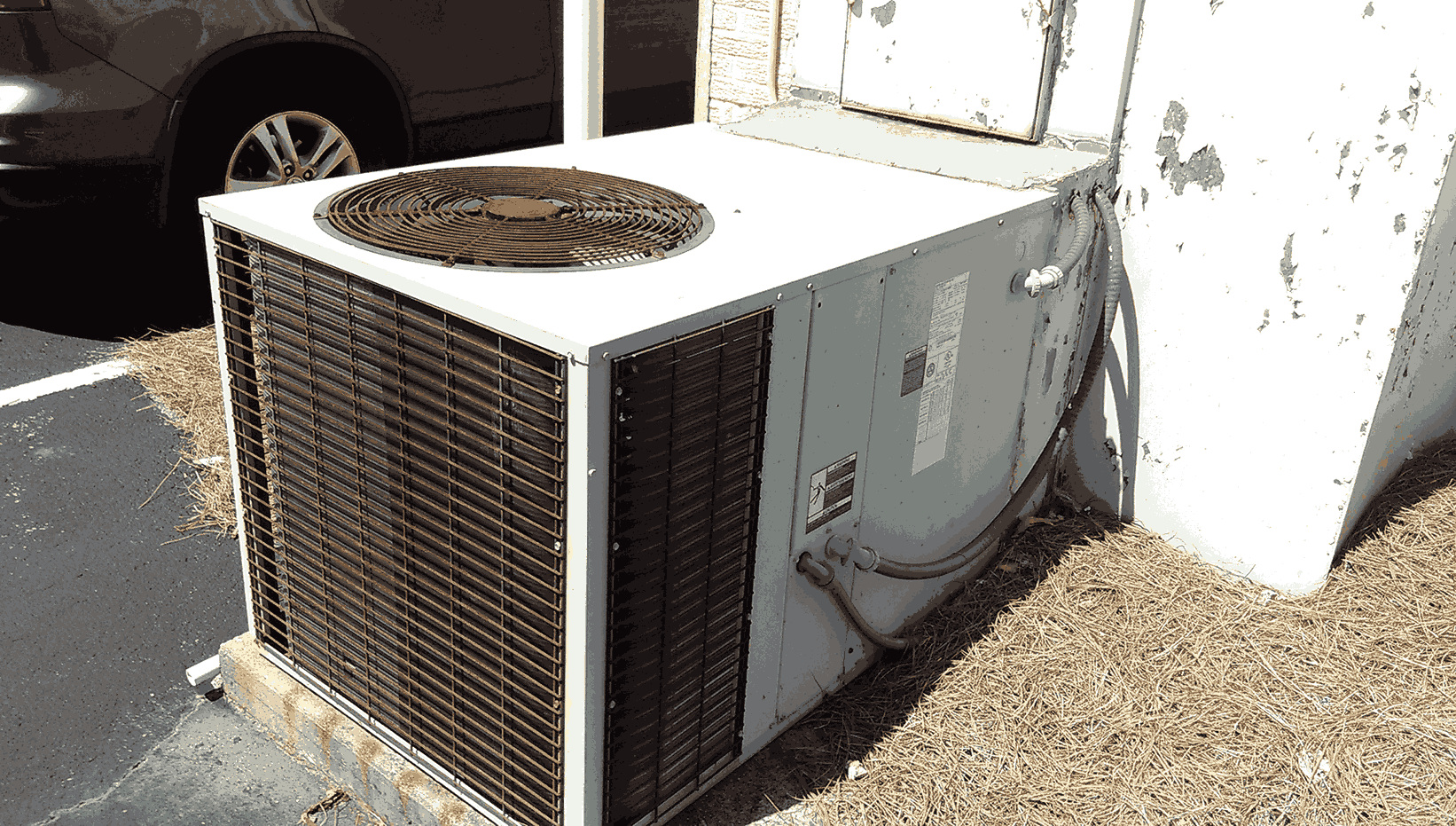 crownheatinginc.com